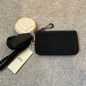 NWT Beis Sport Wristlet